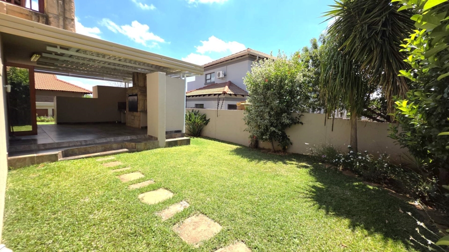 4 Bedroom Property for Sale in Ifafi North West